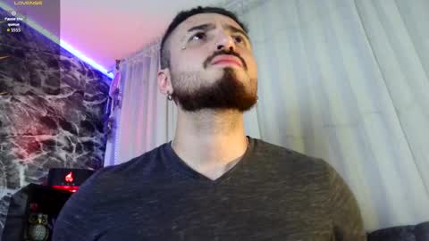 Snapshot of garbel09 chatting on 09-29-25, 06:40 Chris  Dont forget to gift me thumb up Its very important to me and makes me happy AF  online show from 09-29-25, 06:40