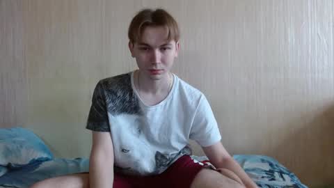 Snapshot of gary_snail33257 chatting on 10-19-25, 09:54 meow online show from 10-19-25, 09:54