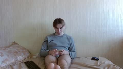 Snapshot of gary_snail33257 chatting on 10-29-25, 07:10 meow online show from 10-29-25, 07:10