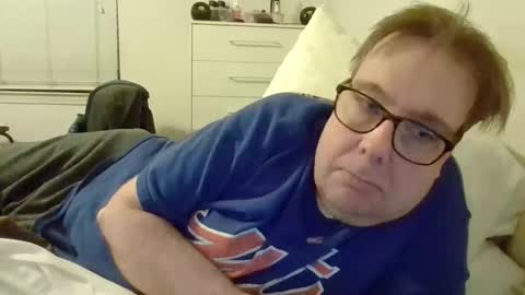 Snapshot of garyg930 chatting on 02-16-26, 02:51 Gary online show from 02-16-26, 02:51