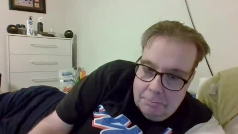 Gary online show from 04-12-26, 01:32