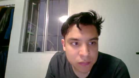 Snapshot of garypinepineapple chatting on 05-04-26, 01:12 garypinepineapple online show from 05-04-26, 01:12