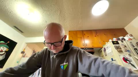 Snapshot of garypumpt chatting on 09-21-25, 04:30 marvin pumpt online show from 09-21-25, 04:30