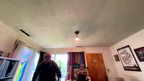 Snapshot of garypumpt chatting on 10-19-25, 04:29 marvin pumpt online show from 10-19-25, 04:29