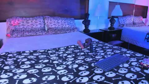  Usagi  online show from 04-27-26, 11:03