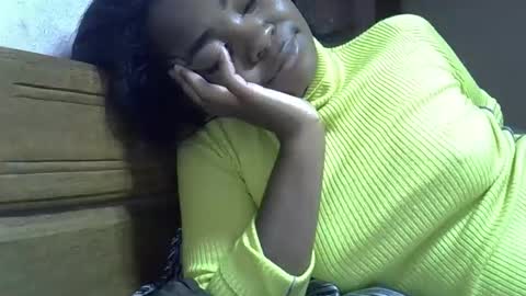 Snapshot of gasielah chatting on 11-08-25, 07:01 gasielah online show from 11-08-25, 07:01