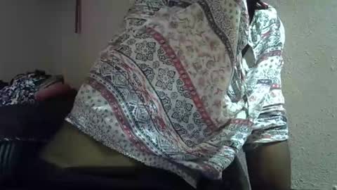 Snapshot of gasielah chatting on 11-27-25, 04:09 gasielah online show from 11-27-25, 04:09