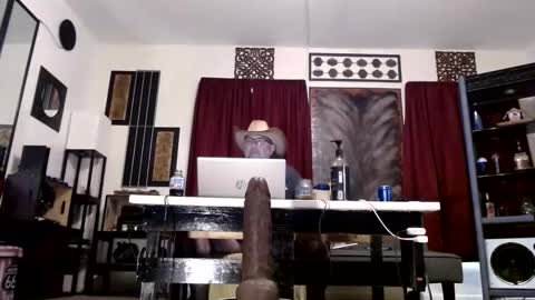 Snapshot of gatewaylaptop2019 chatting on 11-23-25, 06:08 gatewaylaptop2019 online show from 11-23-25, 06:08