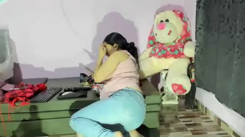 Diana online show from 02-18-25, 12:59