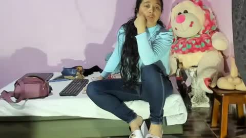 Diana online show from 02-28-25, 07:26