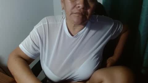 Snapshot of gatika_sexy chatting on 01-06-25, 10:24 katia online show from 01-06-25, 10:24