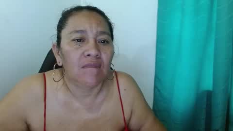Snapshot of gatika_sexy chatting on 01-06-25, 10:15 katia online show from 01-06-25, 10:15