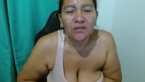 Snapshot of gatika_sexy chatting on 02-19-25, 07:28 katia online show from 02-19-25, 07:28