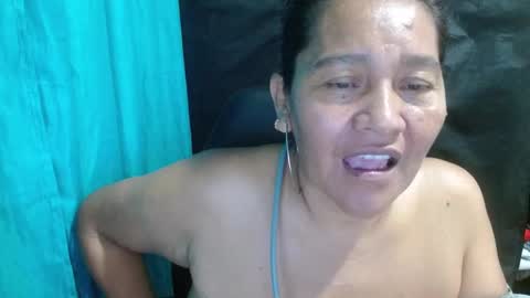 Snapshot of gatika_sexy chatting on 09-10-25, 03:28 katia online show from 09-10-25, 03:28