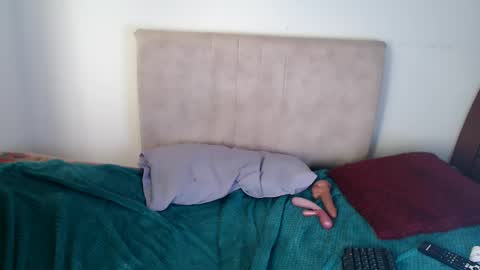 gatita13333321 online show from 03-31-26, 01:00