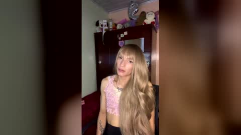 gatita_033 online show from 04-22-26, 10:50