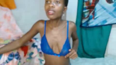 estrella online show from 09-23-25, 05:32