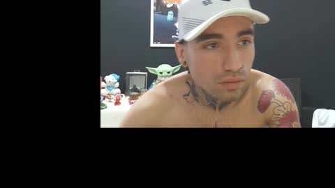 GatoMarin1 online show from 12-22-25, 11:40