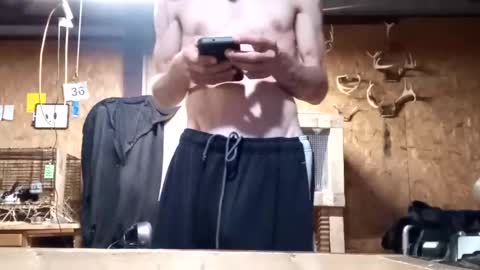 Snapshot of gatz21590 chatting on 09-18-25, 11:29 gatz21590 online show from 09-18-25, 11:29