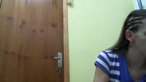 Monique online show from 12-22-24, 07:42