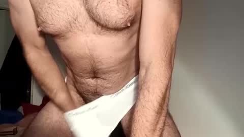 Snapshot of gay_pole chatting on 10-31-25, 08:54 gay_pole online show from 10-31-25, 08:54