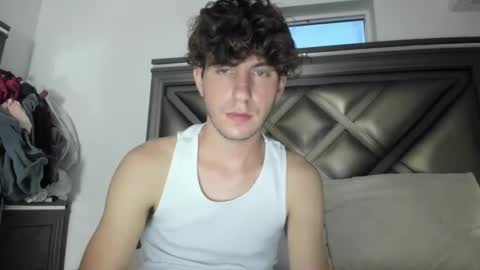 Snapshot of gayndepressed chatting on 09-17-25, 12:45 Trace online show from 09-17-25, 12:45