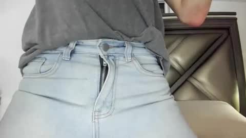 Trace online show from 10-31-25, 05:08