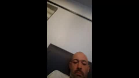 Snapshot of gazg1984 chatting on 04-16-26, 07:03 gazg1984 online show from 04-16-26, 07:03