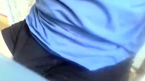 Snapshot of gazjones231 chatting on 09-15-25, 04:18 gazjones231 online show from 09-15-25, 04:18