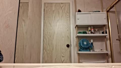 Snapshot of gboat55 chatting on 11-08-25, 11:14 gboat55 online show from 11-08-25, 11:14