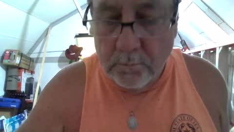 Snapshot of gcrook1961 chatting on 06-01-26, 07:04 itsacrook22 online show from 06-01-26, 07:04