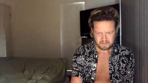 gcsurfer81 online show from 12-13-24, 07:25