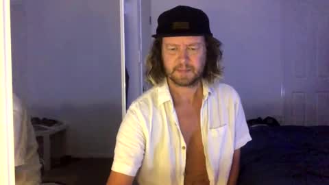 gcsurfer81 online show from 02-13-26, 08:10