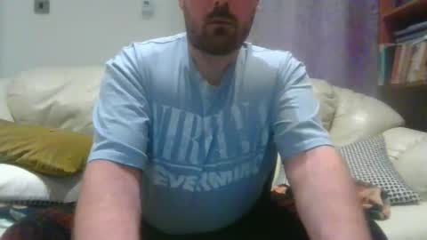 Snapshot of gebbeth chatting on 05-15-26, 06:09 gebbeth online show from 05-15-26, 06:09