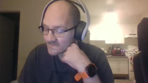 Snapshot of geekgamer41 chatting on 09-27-25, 07:24 geekgamer41 online show from 09-27-25, 07:24