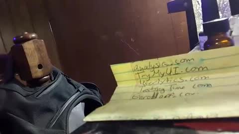 Snapshot of geeznutsizonyrchyn chatting on 09-18-25, 02:19 Geeznutsizonyrchyn online show from 09-18-25, 02:19