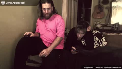 Snapshot of geeznutsizonyrchyn chatting on 10-11-25, 06:56 Geeznutsizonyrchyn online show from 10-11-25, 06:56