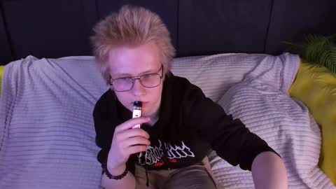 GEKZ online show from 03-18-26, 02:42