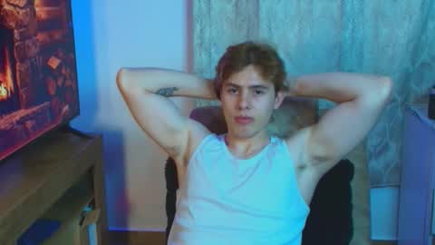 Snapshot of gemdominus chatting on 02-13-26, 01:01 Gem Dominus online show from 02-13-26, 01:01