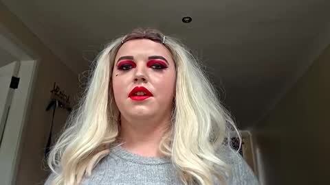 gemmaquinzel online show from 10-18-25, 11:11