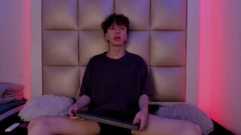 genesis_js online show from 02-12-26, 05:02