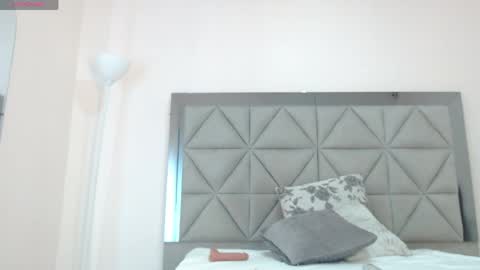 Snapshot of genesis_moretz chatting on 05-16-26, 10:36 GENESIS online show from 05-16-26, 10:36