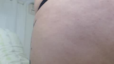 Snapshot of genesisgems11_ chatting on 02-28-25, 10:41 Genesis online show from 02-28-25, 10:41