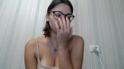 genev__ievee online show from 11-23-25, 06:41