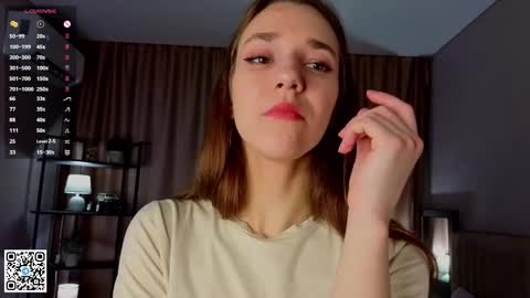 Snapshot of geniafrend chatting on 11-09-25, 04:22 Amely online show from 11-09-25, 04:22