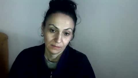 Snapshot of genie_all chatting on 12-14-25, 11:48 GenieAll online show from 12-14-25, 11:48