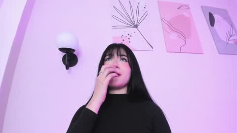 Sofia online show from 01-05-25, 03:32