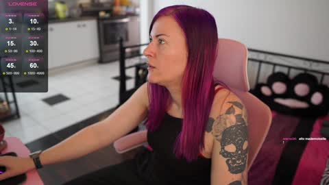 Genny Rock   and  online show from 02-01-25, 06:51