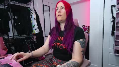 Genny Rock   and  online show from 04-25-26, 01:41