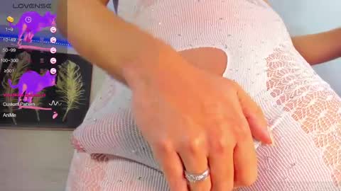 Snapshot of genobeba_ts chatting on 01-05-25, 01:47 genobeba_ts online show from 01-05-25, 01:47